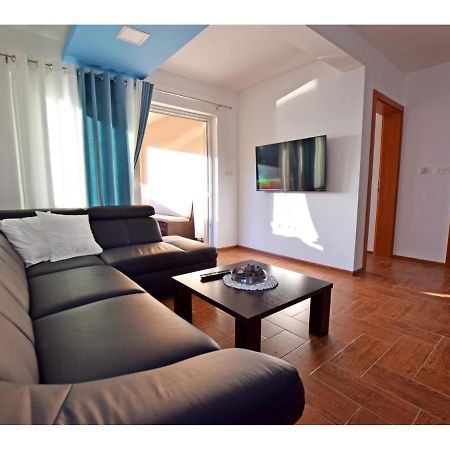 Apartment Dinko Rovanjska Exterior photo