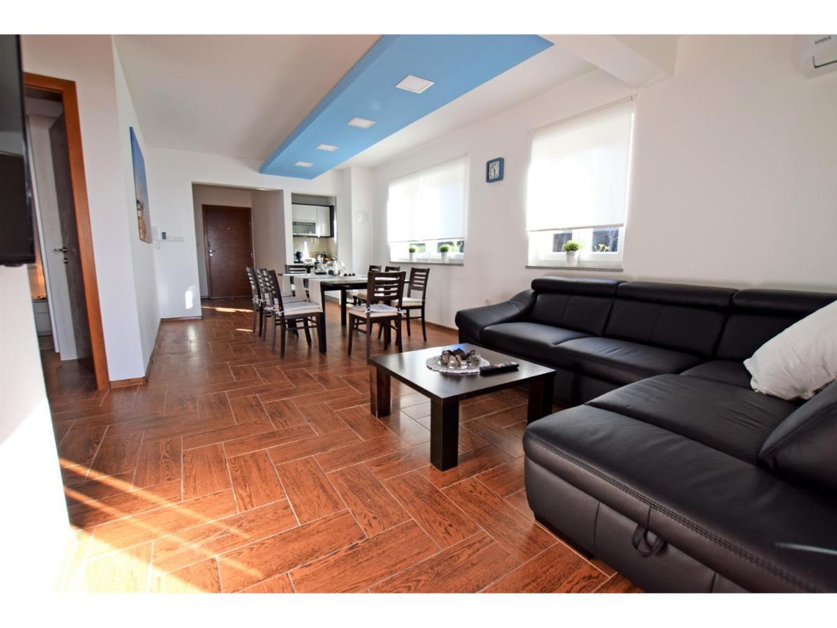 Apartment Dinko Rovanjska Exterior photo